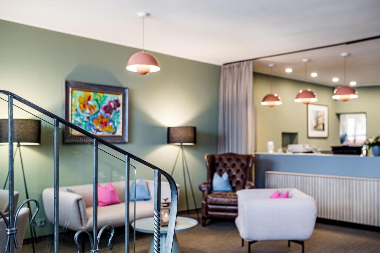 Altstadthotel Weisse Taube Salzburg Buitenkant foto