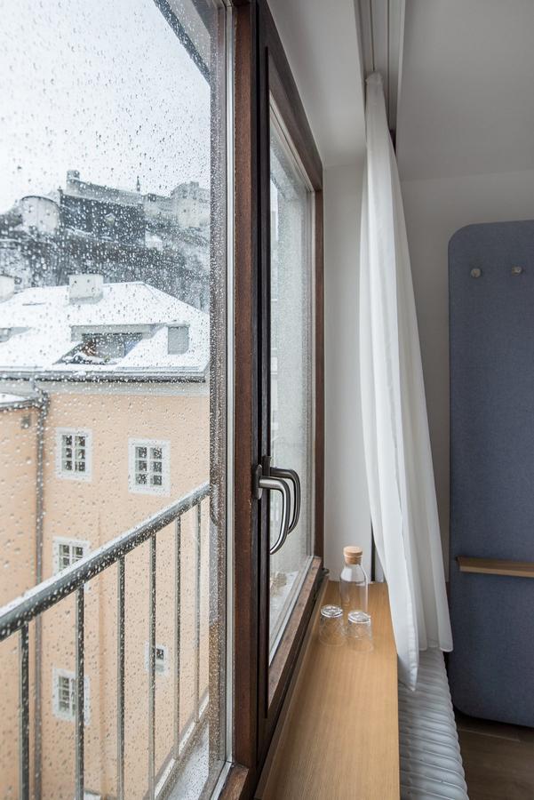 Altstadthotel Weisse Taube Salzburg Buitenkant foto
