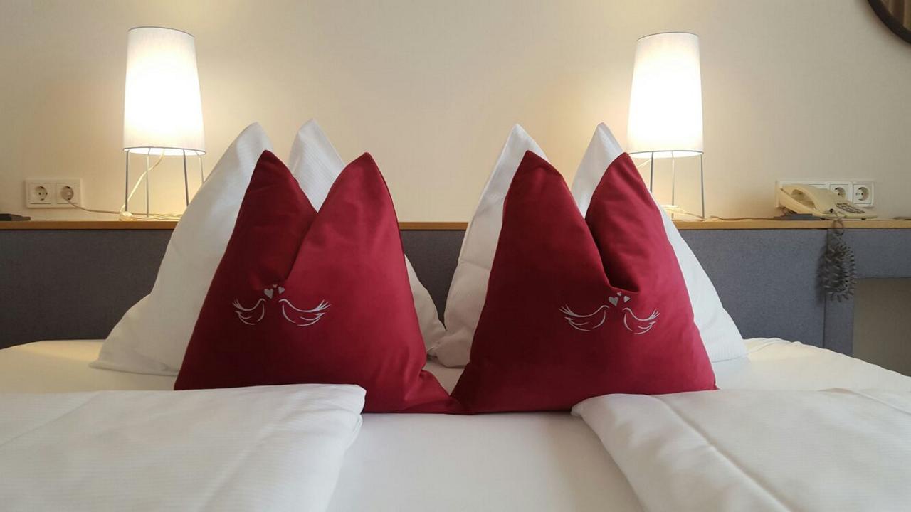 Altstadthotel Weisse Taube Salzburg Buitenkant foto